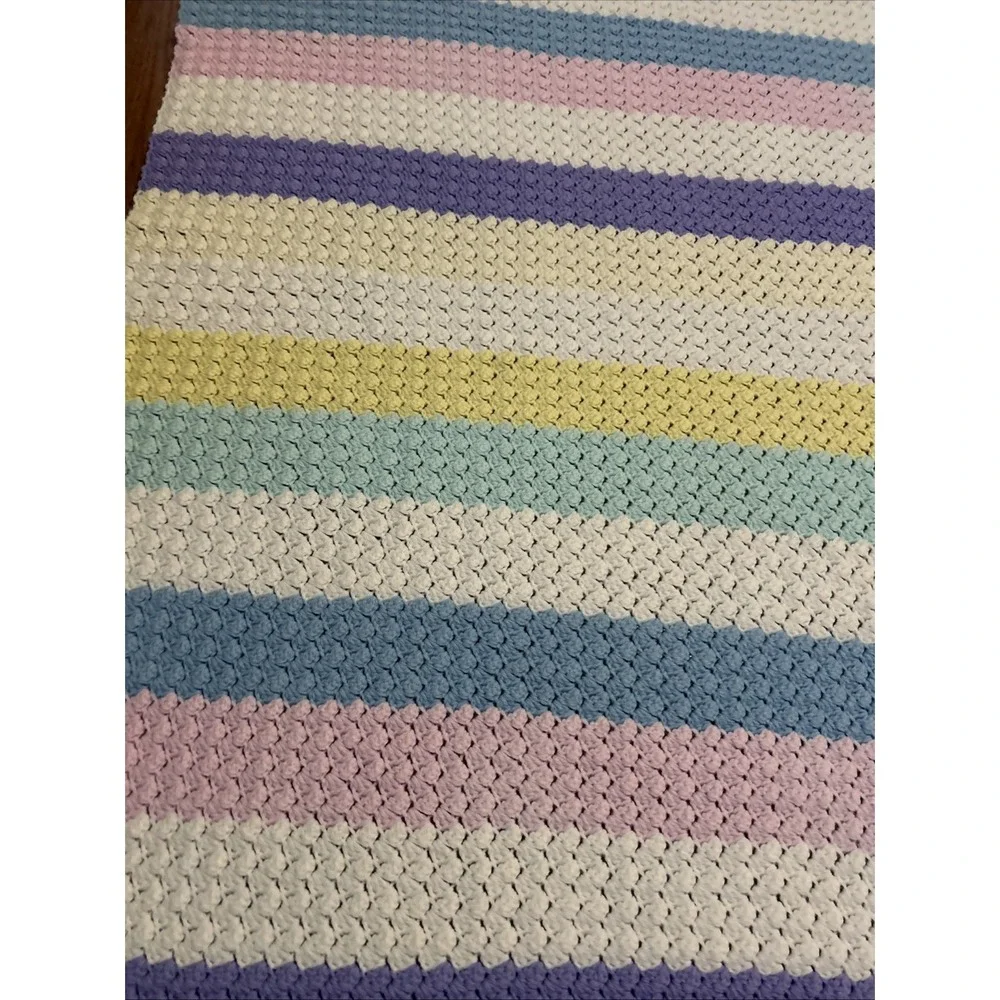 Handmade Knit Vintage White Pink Yellow Blue Afghan Blanket‎ Soft Retro 58